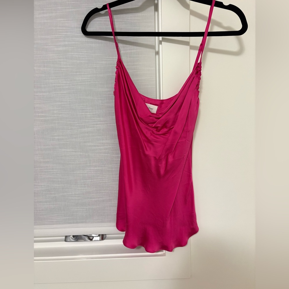 BNWT Aritzia allusion Wilfred Fuchsia Cowl Neck Camisole silk
